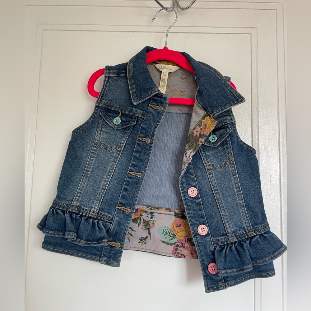 Nwot Matilda Jane jean vest, size 6